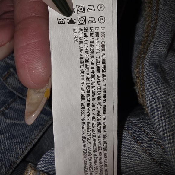 Classic Blue Distressed Women Jeans - Picture 6 of 9